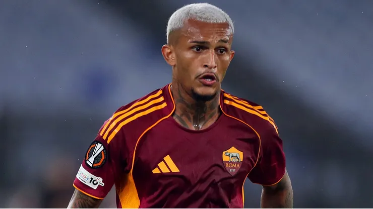 Wesley marca gol da vitória da Roma contra o Como FC - (Photo by Paolo Bruno/Getty Images)