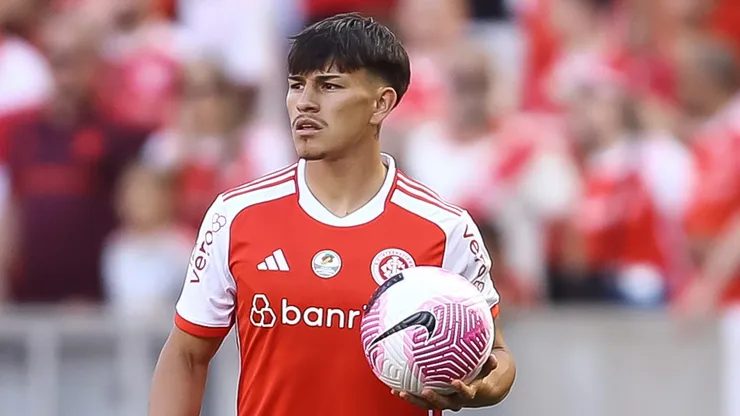 River Plate terá que pagar R$ 45 milhões por Bernabei, do Internacional. (Foto: Pedro H. Tesch/Getty Images)