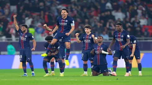 Jogadores do PSG comemoram gol na disputa de pênaltis contra o Flamengo – Getty Images/Getty Images