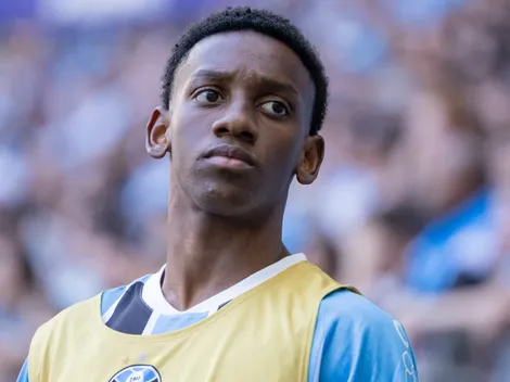 Gabriel Mec recusa investida do Liverpool para ficar no Grêmio