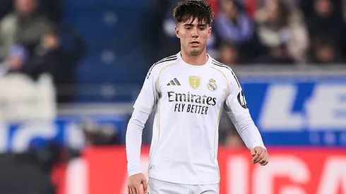 Victor Valdepenas, do Real Madrid, é alvo do Arsenal. Foto: Juan Manuel Serrano Arce/Getty Images