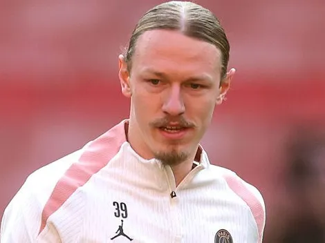 Safonov sofre fratura na mão após penalidades contra Flamengo e vira desfalque