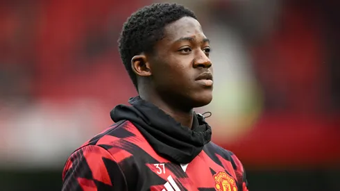 Futuro de Kobbie Mainoo muda no Manchester United. Foto: Gareth Copley/Getty Images