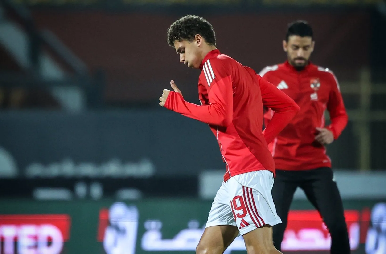 Barcelona aumenta aposta por Hamza Abdelkarim e intensifica negociações. (Foto: Divulgação/Twitter Al-Ahly English)