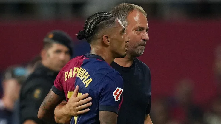 Hansi Flick levantou a moral de Raphinha após decisão da Fifa