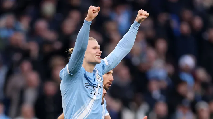 Haaland continua subindo na tabela de artilheiros históricos da Premier League