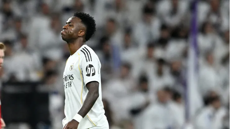Real Madrid x Sevilla: Mbappé se recusa a tocar para Vini Jr e gera revolta. (Foto: Denis Doyle/Getty Images)