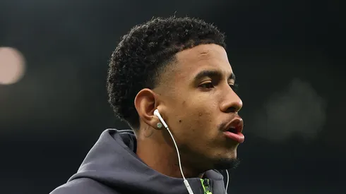 Manchester City pode negociar Marmoush com Tottenham após vetar saída de Savinho. (Photo by Stu Forster/Getty Images)