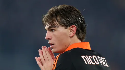 ROME, ITALY - DECEMBER 15: Nico Paz of Como 1907 reacts during the Serie A match between AS Roma and Como 1907 at Stadio Olimpico on December 15, 2025 in Rome, Italy. (Photo by Paolo Bruno/Getty Images)