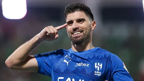 Ruben Neves, alvo do Manchester United, topa deixar o Al-Hilal (foto: Yasser Bakhsh/Getty Images)