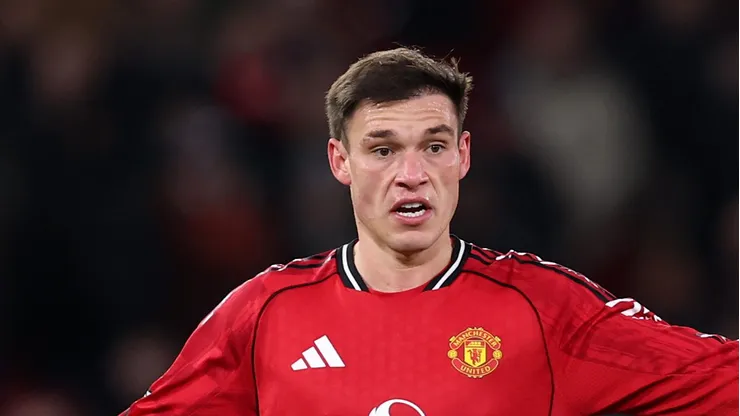 Ugarte está sem crédito com a torcida do Manchester United (Photo by Justin Setterfield/Getty Images)