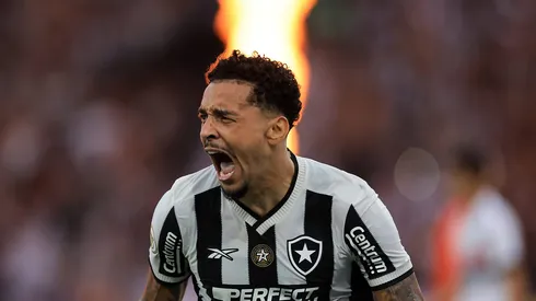 O volante Gregore em jogo do Botafogo (Buda Mendes/Getty Images)