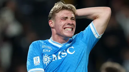 Rasmus Hojlund durante partida pelo Napoli. (Photo by Yasser Bakhsh/Getty Images)