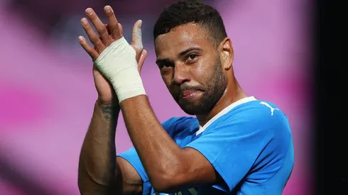 Renan Lodi, livre no mercado, aceita defender equipe do Brasil (Foto: Yasser Bakhsh/Getty Images)
