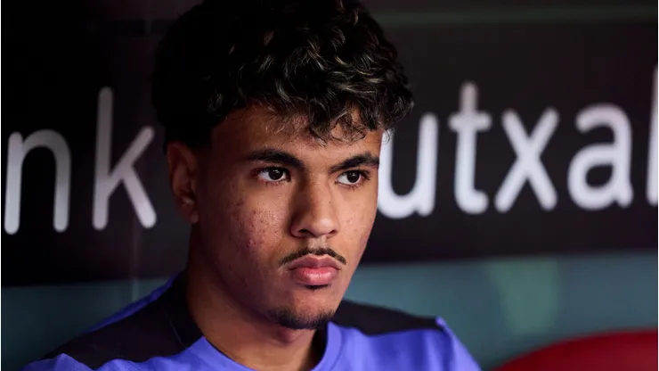 Everton traça estratégia para jovem lateral. Foto: Juan Manuel Serrano Arce/Getty Images
