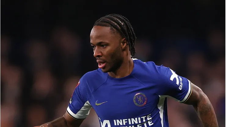 Chelsea tem prejuízo com Sterling na janela após gastar R$13,8 milhões de salário. (Photo by Ryan Pierse/Getty Images)