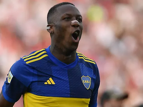 Advíncula, do Boca Juniors, é procurado pelo Sporting Cristal, do Peru