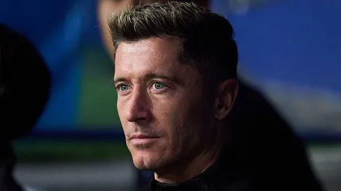 Lewandowski, jogador do Barcelona, pode deixar o clube em breve (Foto: Juan Manuel Serrano Arce/Getty Images)