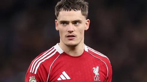 Florian Wirtz em campo com o Liverpool. Foto: Julian Finney/Getty Images