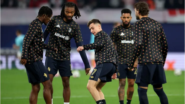 Juventus mantém trio em dúvida após treino diferenciado. Foto: Maja Hitij/Getty Images