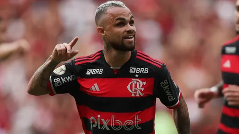 Michael em campo com o Flamengo. Foto: Wagner Meier/Getty Images