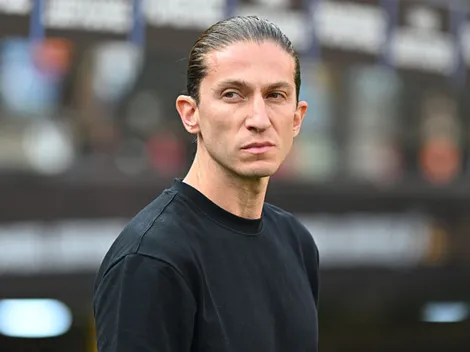 Filipe Luís ainda não tem as licenças para treinar times europeus e veta acordo agora