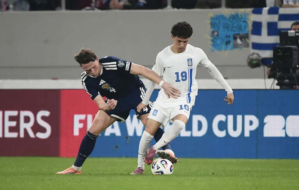 Konstantinos Karetsas em jogo da Seleção Grega pelas Eliminatórias da Copa do Mundo. (Photo by Milos Bicanski/Getty Images)