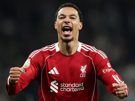 Arne Slot ignora problemas no Liverpool e exalta Ekitiké