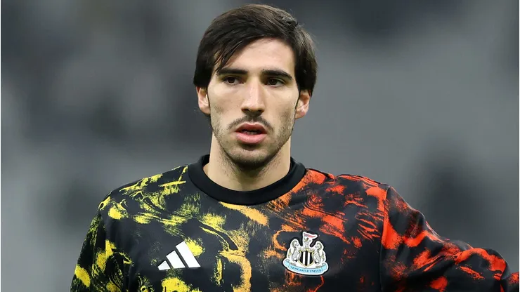 Sandro Tonali entra na mira do Liverpool. Foto: Alexander Hassenstein/Getty Images