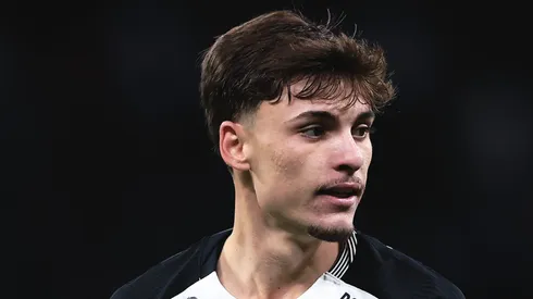 Sporting tem a concorrência do Flamengo por Breno Bidon. Foto: Ettore Chiereguini/AGIF