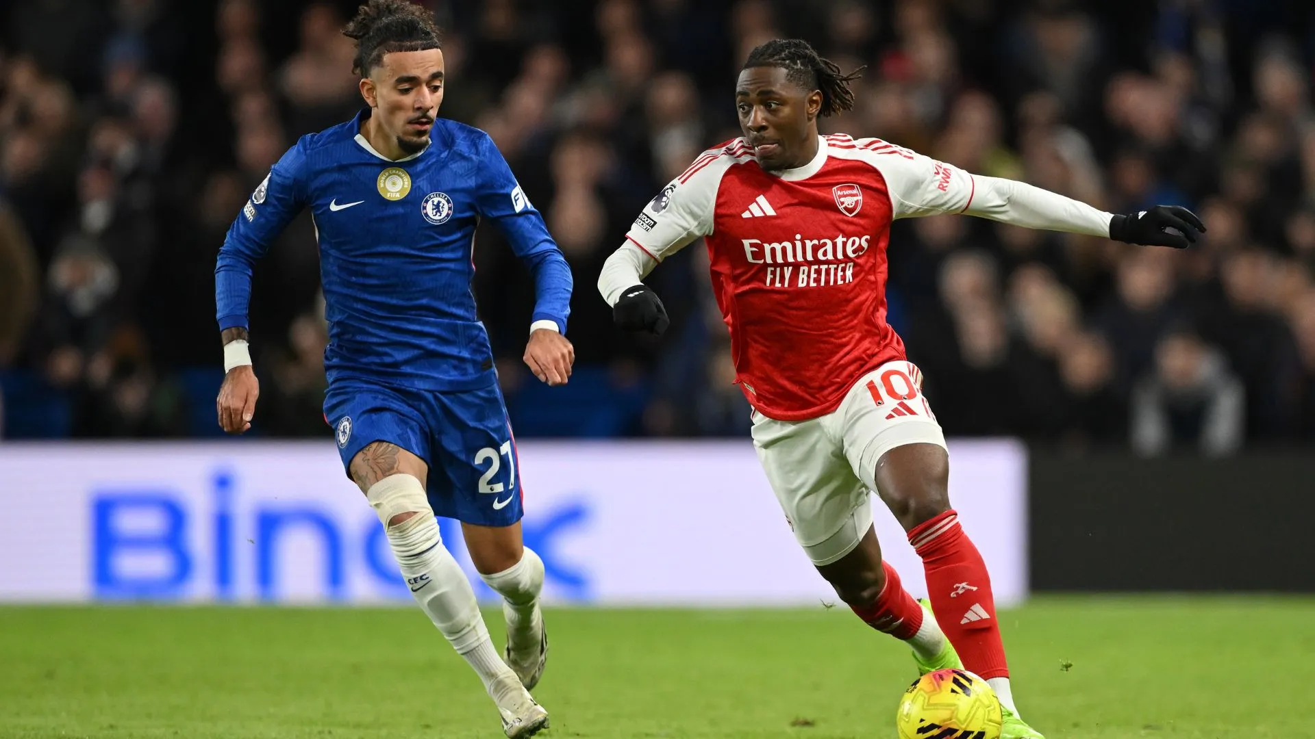 Copa da Liga Inglesa tem o clássico entre Chelsea e Arsenal nas semifinais (foto: Mike Hewitt/Getty Images)
