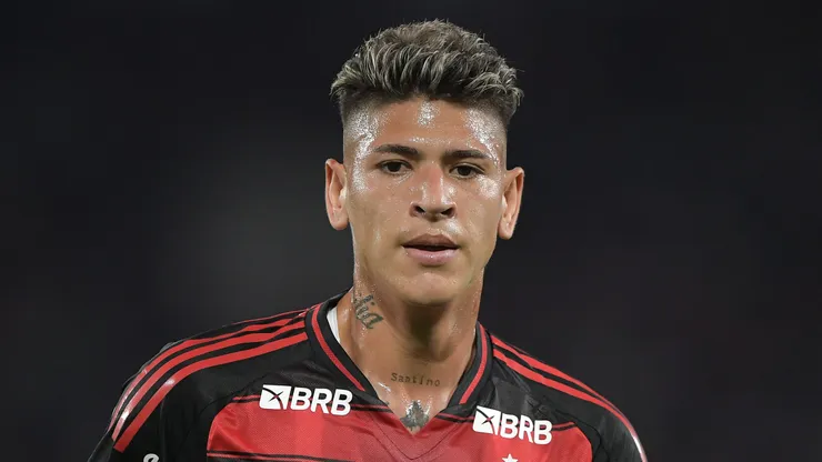Carrascal, do Flamengo, é alvo do Napoli. Foto: Thiago Ribeiro/AGIF