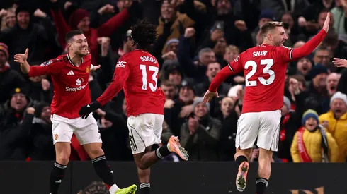 Manchester United supera pressão do Newcastle e vence por 1 a 0 com golaço decisivo. (Foto: Carl Recine/Getty Images)