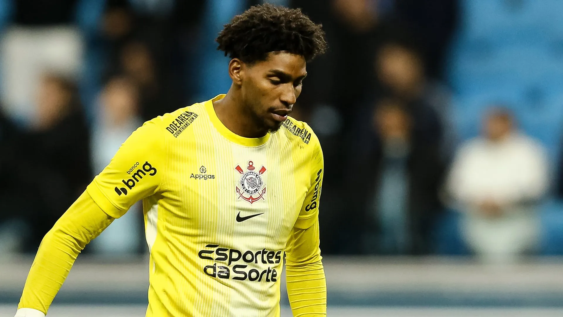 Hugo Souza pelo Corinthians