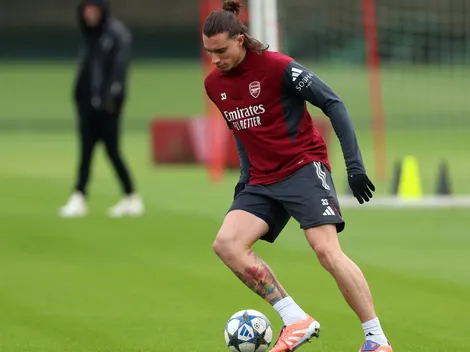 Calafiori se lesiona no aquecimento de Arsenal x Brighton