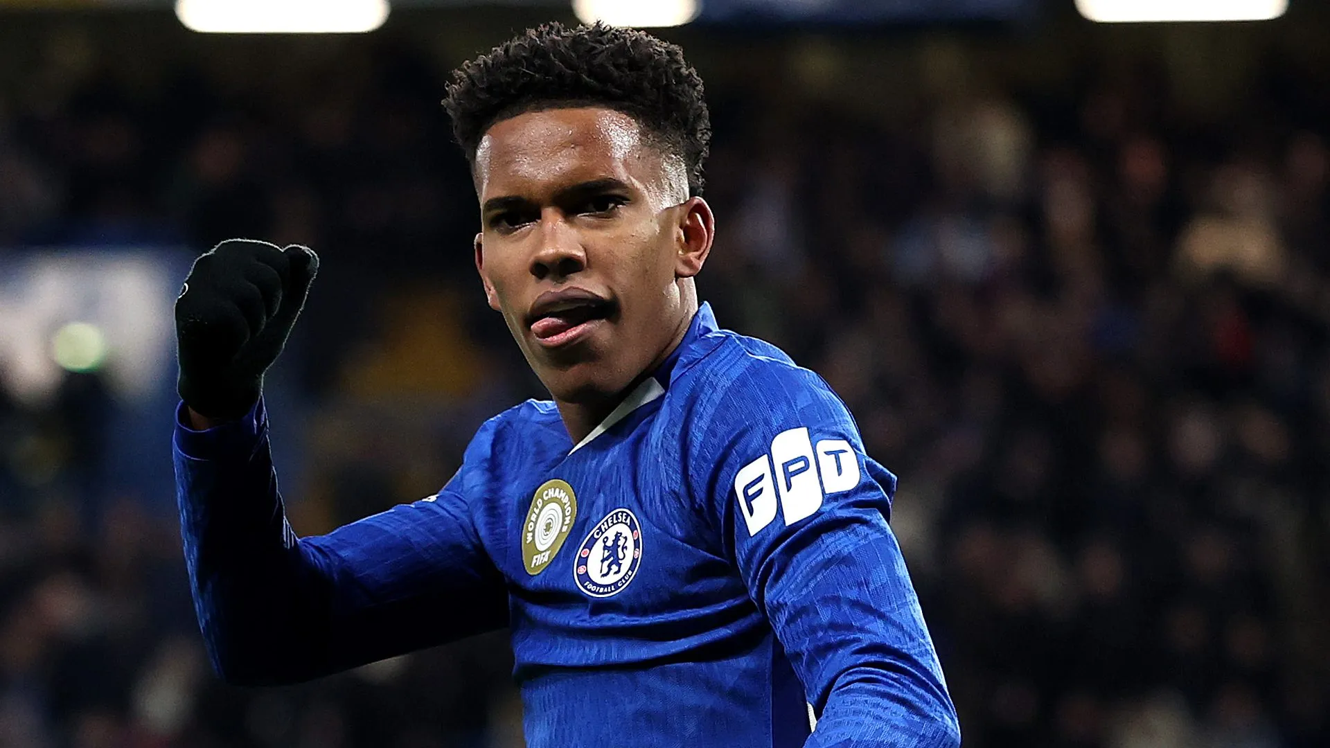 Estêvão pelo Chelsea