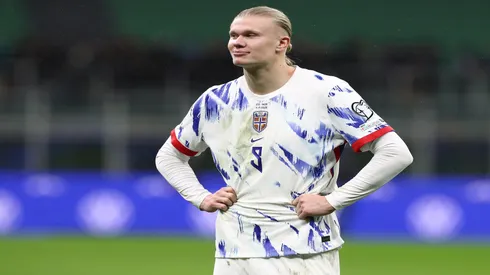 Haaland em partida da Noruega - Marco Luzzani/Getty Images