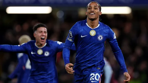 João Pedro até marcou, mas viu o Aston Villa virar o jogo no último sábado