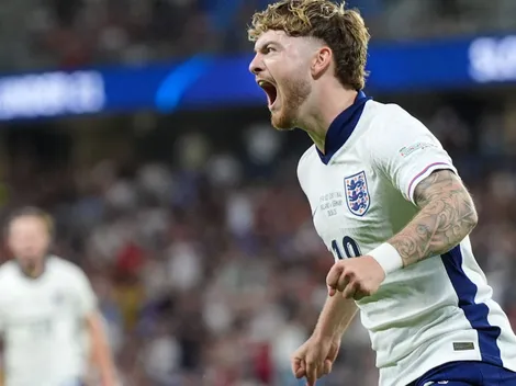 Arne Slot trava solução e Elliott segue em impasse