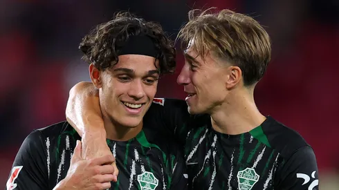 Joia do Barcelona, Héctor Fort sofre lesão grave após destaque pelo Elche. (Photo by Fran Santiago/Getty Images)