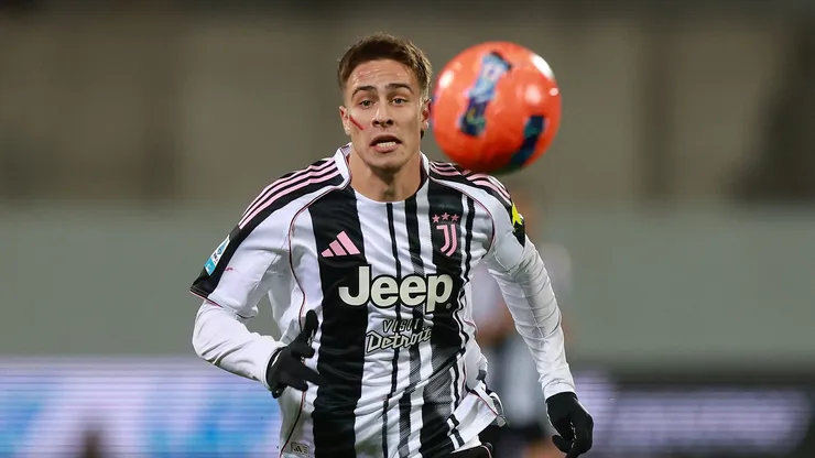 O meia-atacante Yildiz em jogo da Juventus. Foto: Gabriele Maltinti/Getty Images