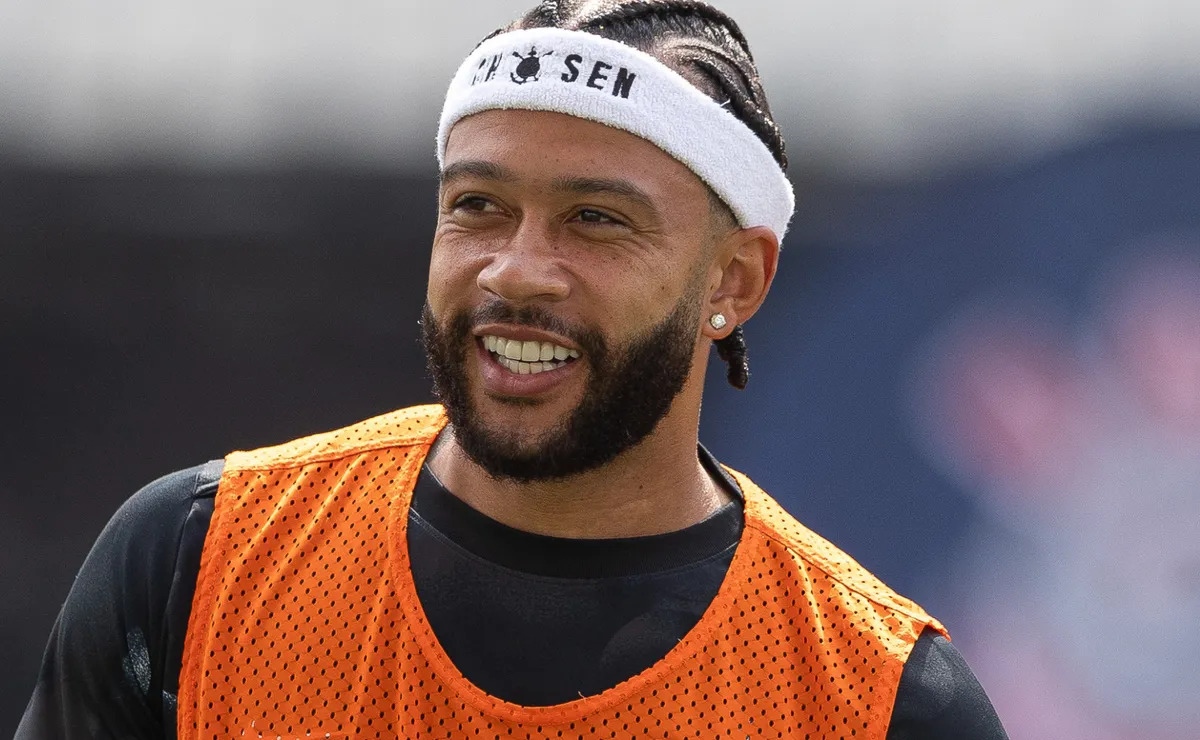 Anderson Talisca em pauta: Corinthians reativa interesse pelo meia em fim de contrato no Fenerbahçe