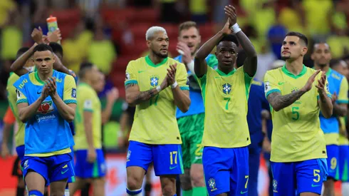 Seleção Brasileira encerra 2025 classificada, mas sob pressão após desempenho irregular nas Eliminatórias. Foto: Buda Mendes/Getty Images