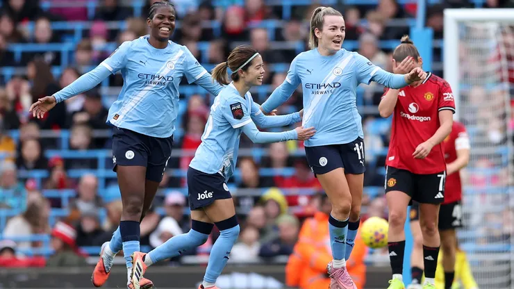 Manchester City desbanca o Chelsea e é o líder isolado da Women's Super League - Foto: Alex Livesey/Getty Images