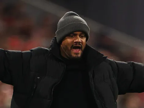 Bayern quer negociar Sacha Boey após problemas com Kompany