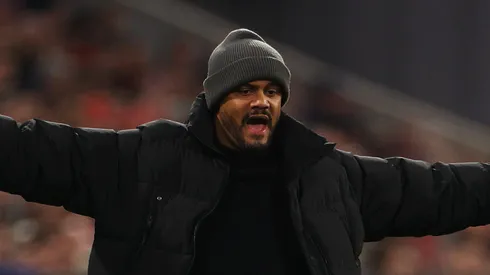 Bayern de Munique decide vender Sacha Boey após atrito com Vincent Kompany. (Photo by Adam Pretty/Getty Images)