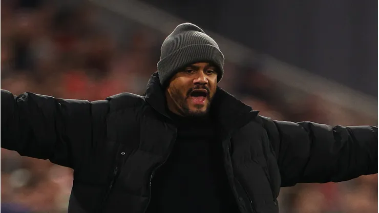 Bayern de Munique decide vender Sacha Boey após atrito com Vincent Kompany. (Photo by Adam Pretty/Getty Images)