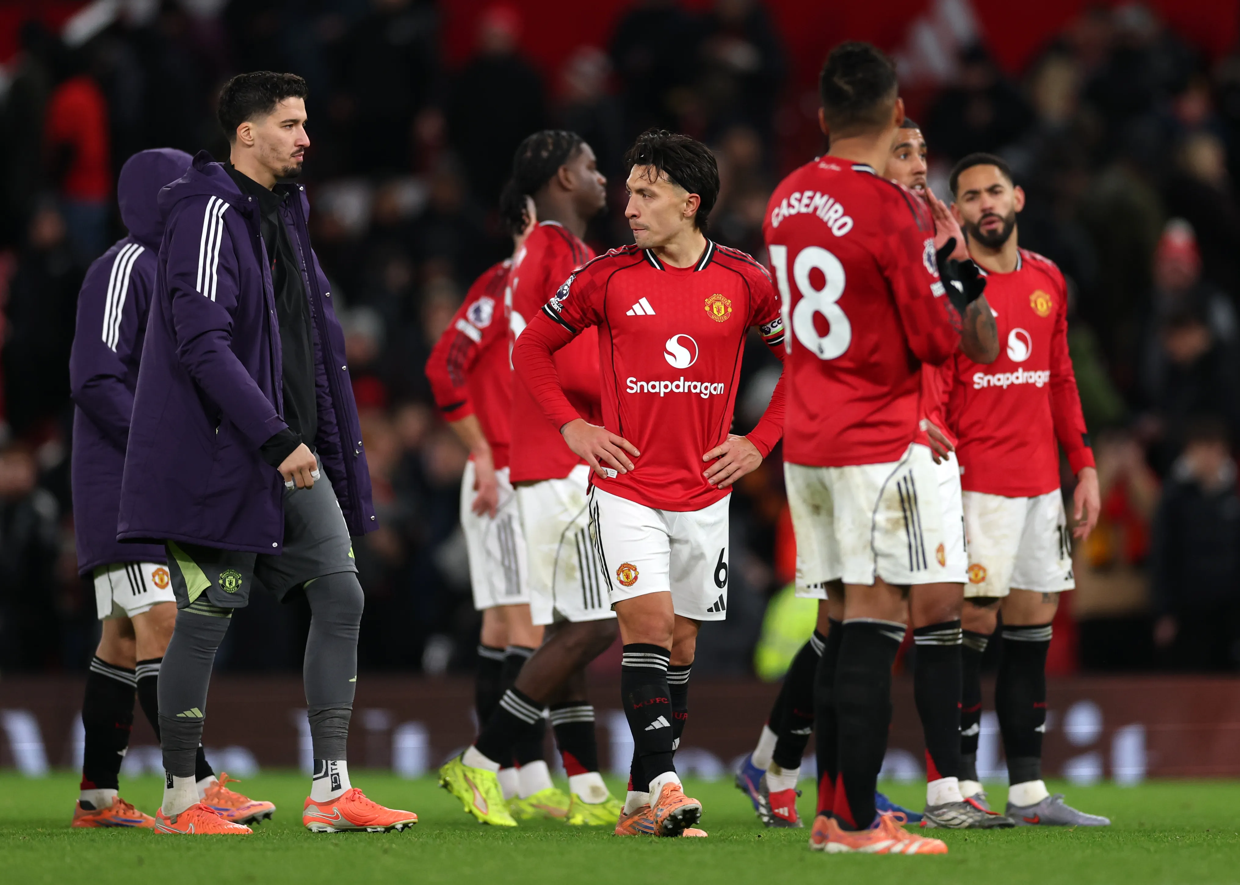 Jogadores do Manchester United após a partida. (Photo by Michael Regan/Getty Images)