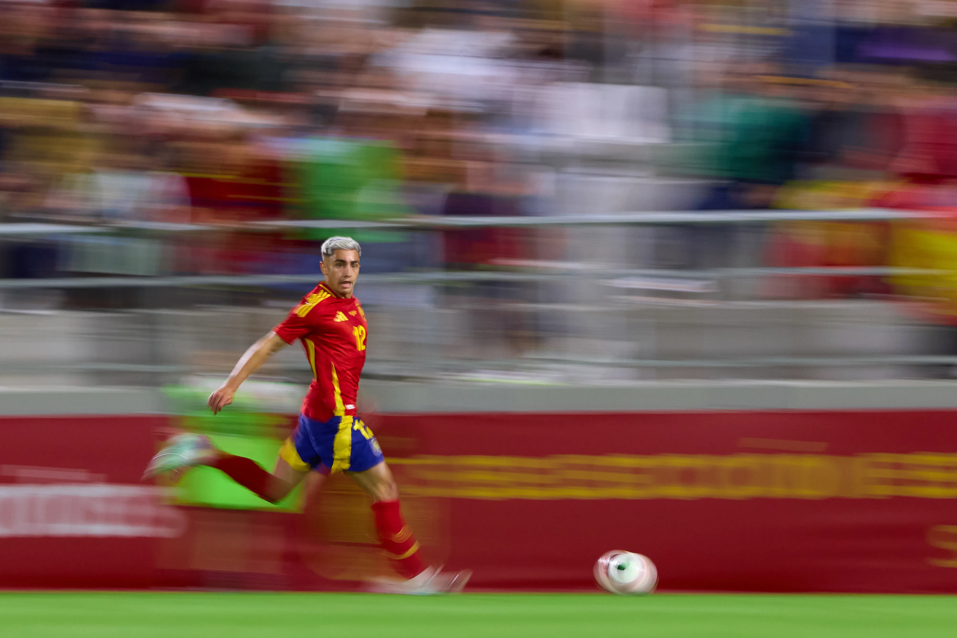 Yeremay Hernández pela Seleção Espanhola. (Photo by Fran Santiago/Getty Images)