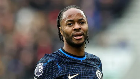 Chelsea encaminha saídas de Raheem Sterling. Staff busca resolver antes mesmo de segunda-feira (2). (Foto: David Rogers/Getty Images)